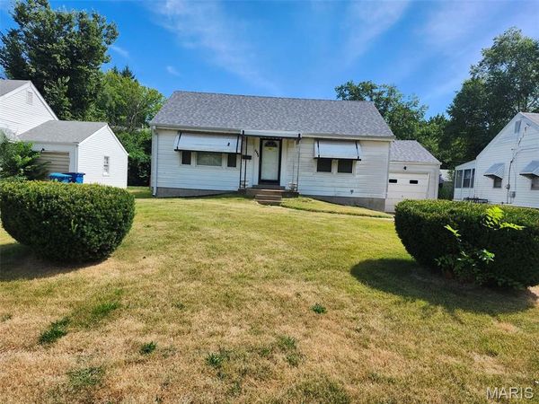 2461 Shannon Avenue , Jennings, MO 63136