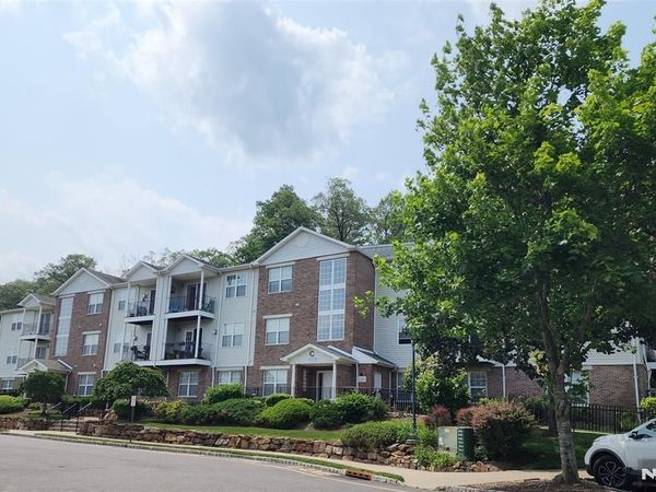 75 Mountainview Court, Riverdale Borough, NJ 07457