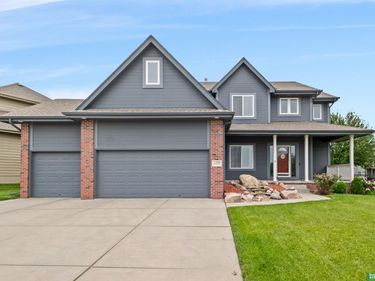 1208 N 181st Street, Elkhorn, NE 68022