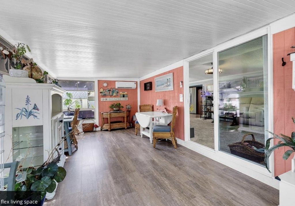 2729 Libra Dr. Photo 13