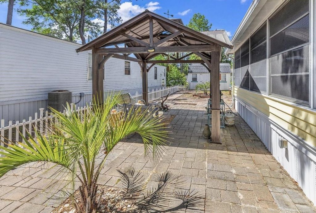 2729 Libra Dr. Photo 5