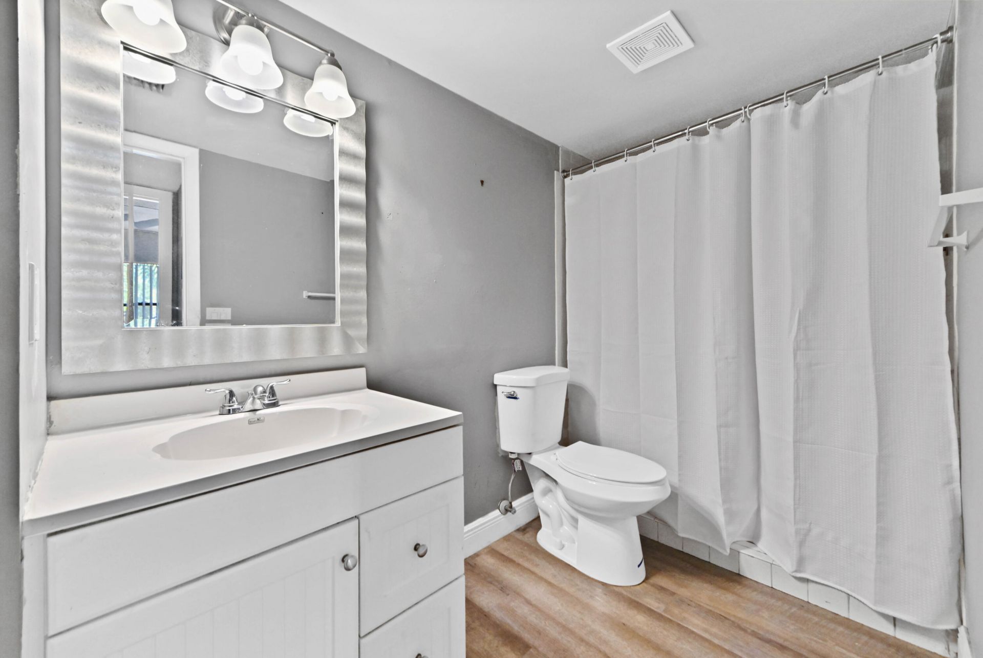 5937 Forest Hill Boulevard, Unit 103, West Palm Beach, FL 33415 Photo