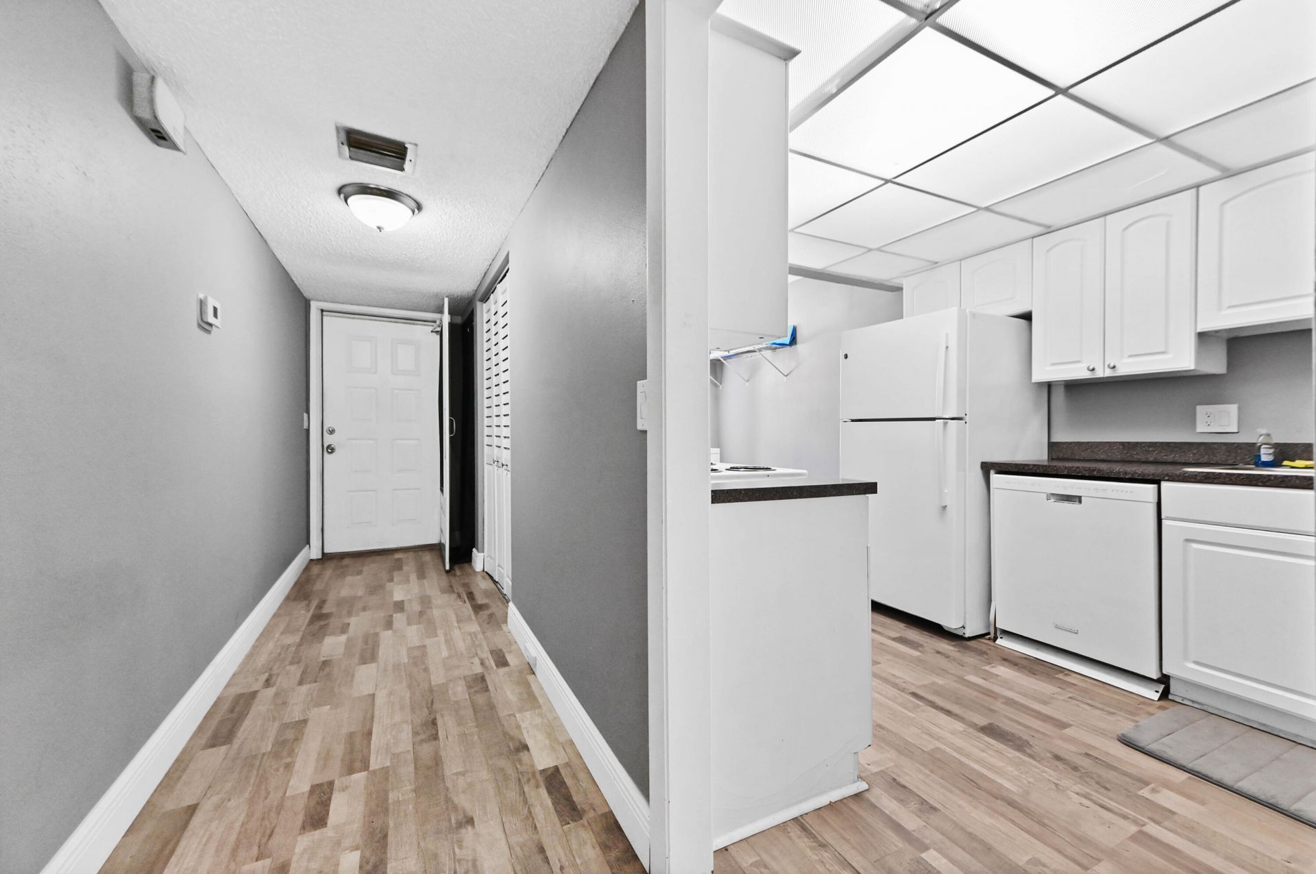 5937 Forest Hill Boulevard, Unit 103, West Palm Beach, FL 33415 Photo