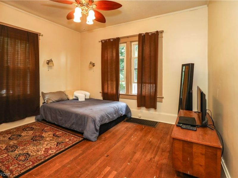 1104 N Howard Street, Akron, OH 44310 Photo 19