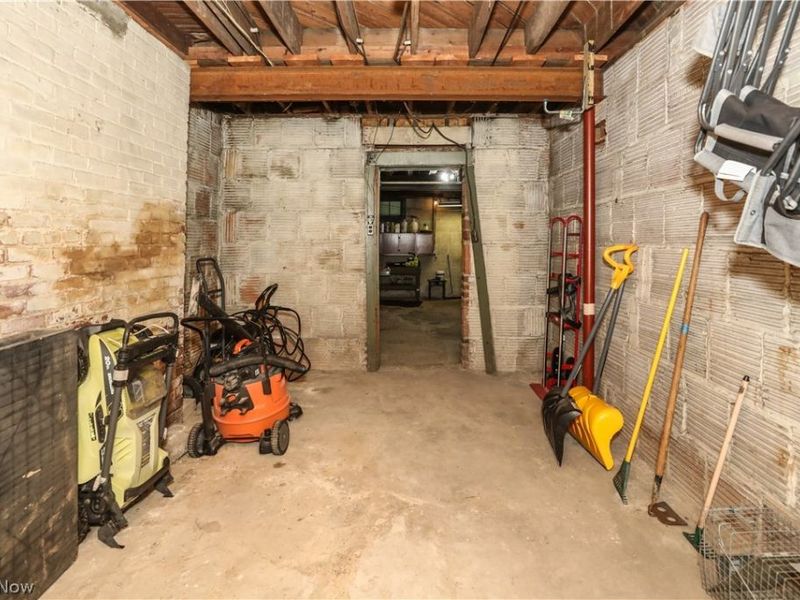 1104 N Howard Street, Akron, OH 44310 Photo 37