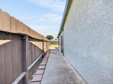 2300 Covered Wagon Cir, Elverta, CA 95626 Photo