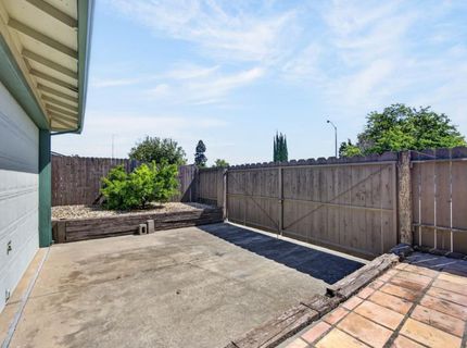 2300 Covered Wagon Cir, Elverta, CA 95626 Photo