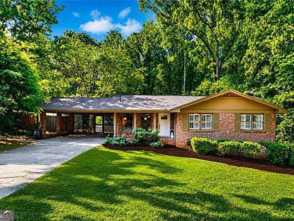 702 Highview Drive SE, Smyrna, GA 30082