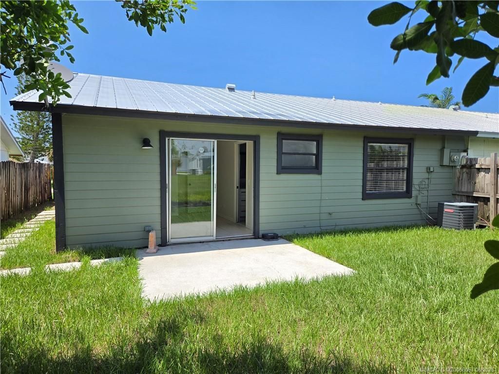 4508 SE Salvatori Road , Stuart, FL 34997 Photo