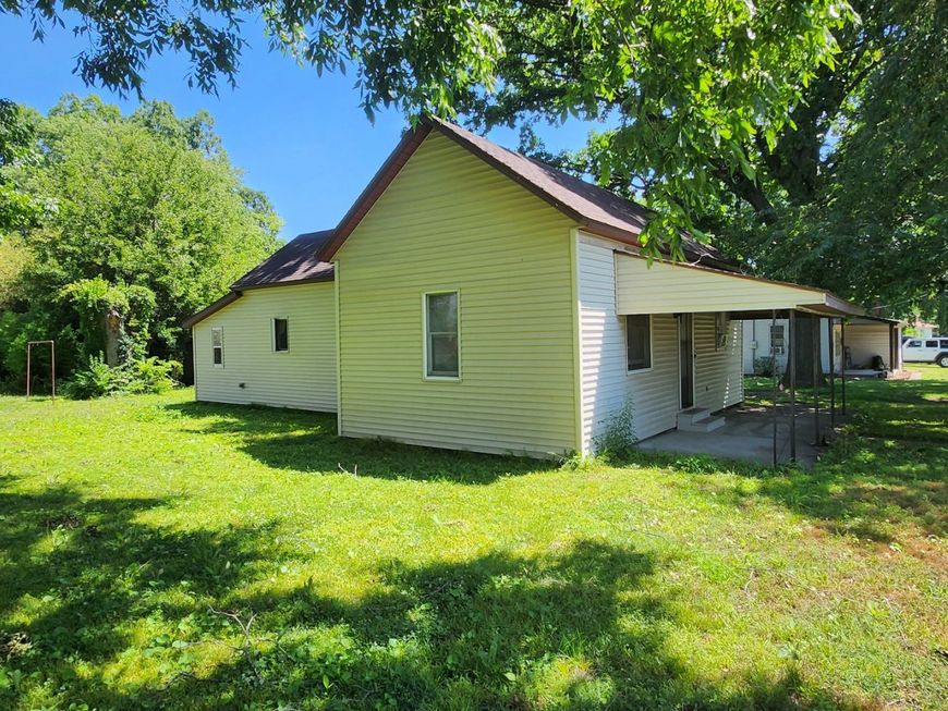 Main Photo