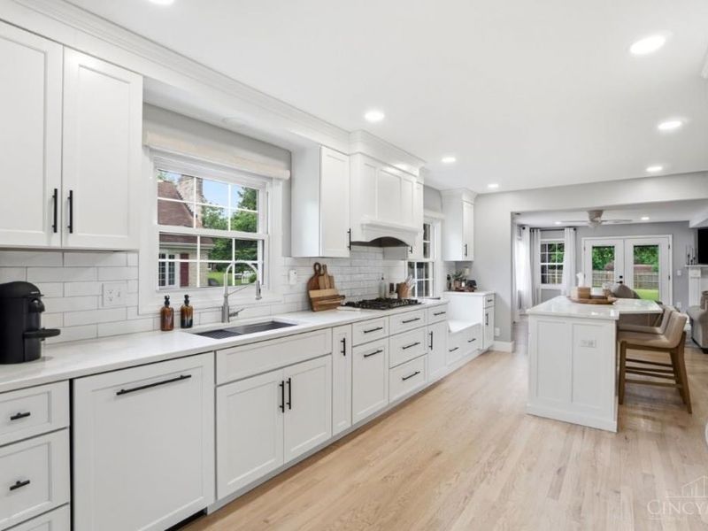 8755 Meadowview Drive, West Chester, OH 45069 Photo 19