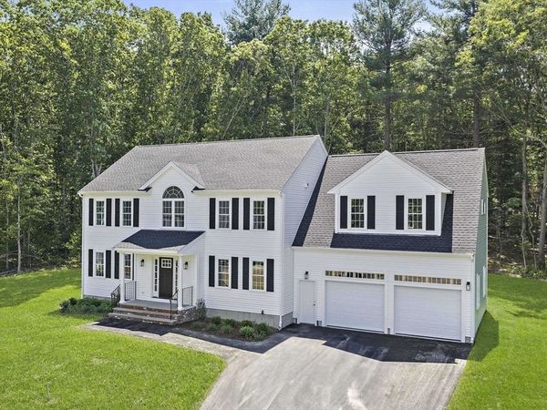 5 Clarendon, Holbrook, MA 02343