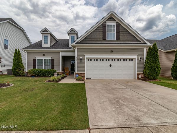468 Lakemont Drive, Clayton, NC 27520