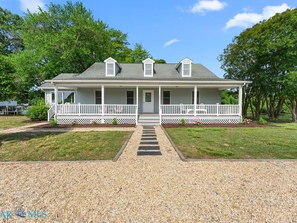 104 Bells Creek Lane , Kilmarnock, VA 22482