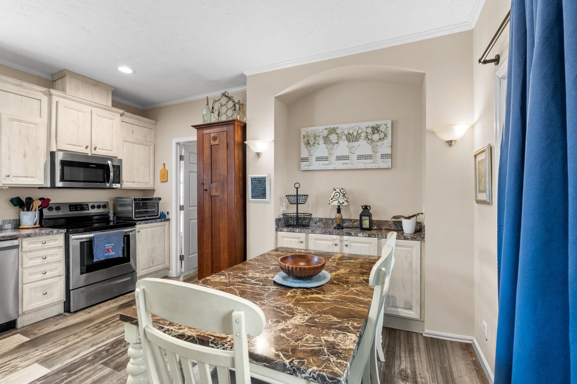 144 Crooked Island Circle Photo 12