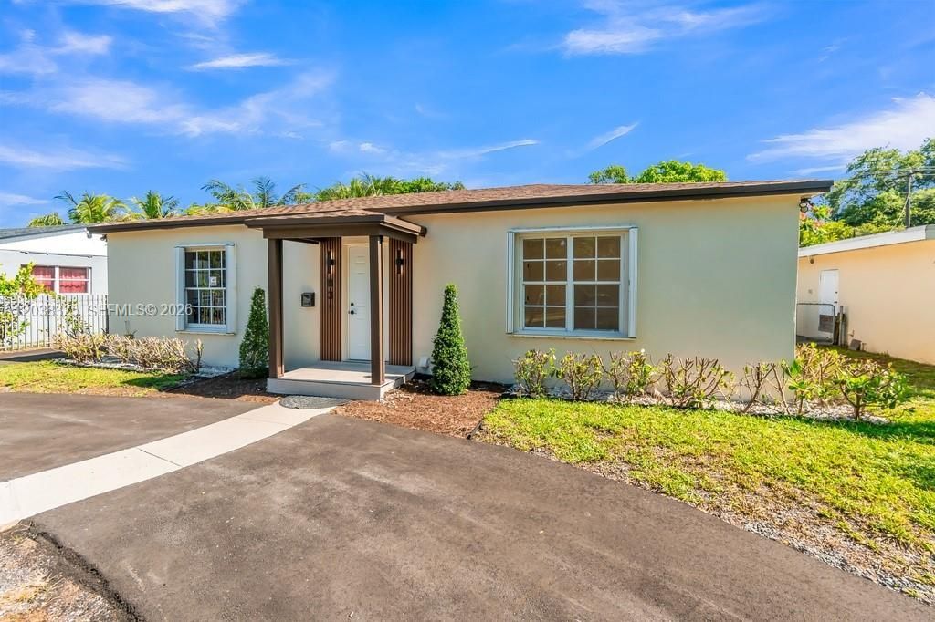 831 NE 128th St , North Miami, FL 33161 Photo