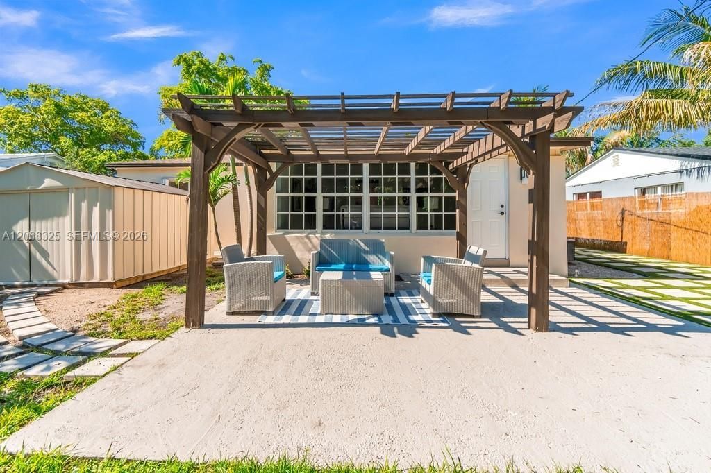 831 NE 128th St , North Miami, FL 33161 Photo