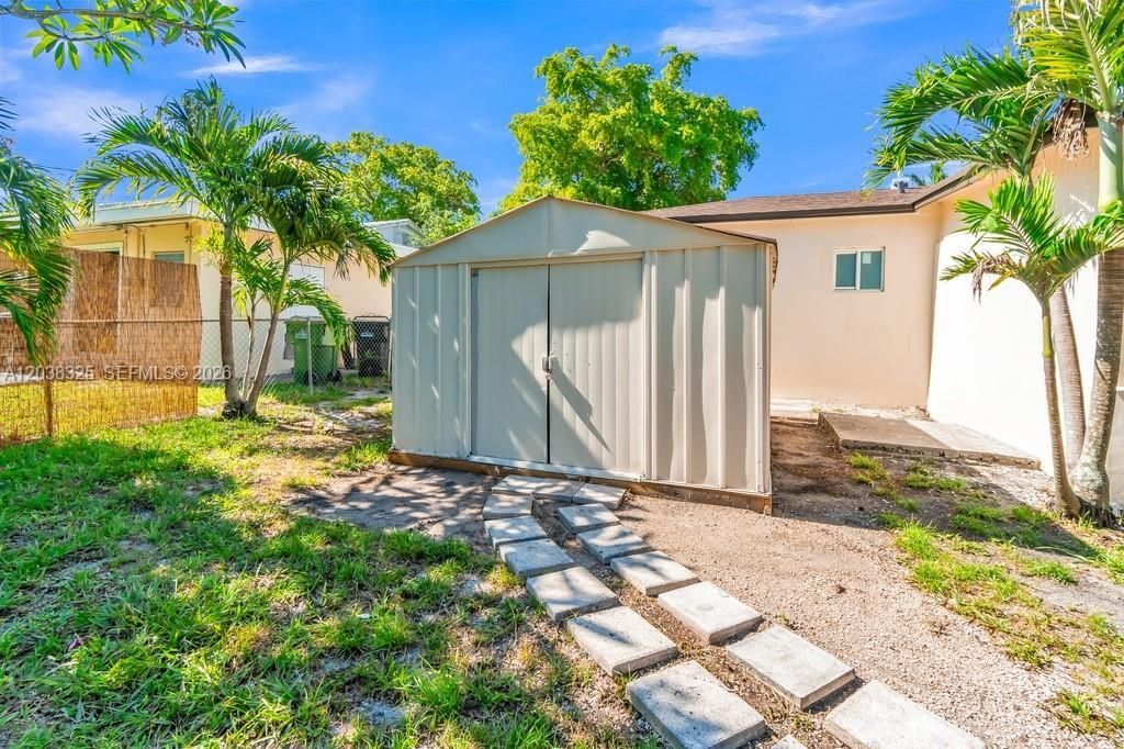 831 NE 128th St , North Miami, FL 33161 Photo
