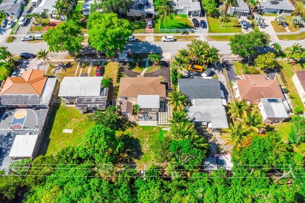 831 NE 128th St , North Miami, FL 33161 Photo
