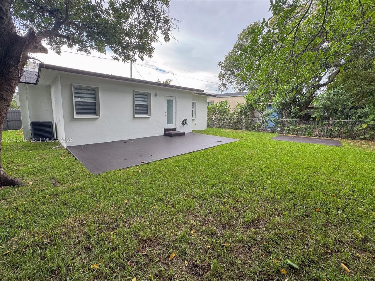 1319 NW 40th St , Miami, FL 33142 Photo