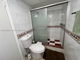 1100 NE 191st St, Unit 24E, Miami, FL 33179 Photo
