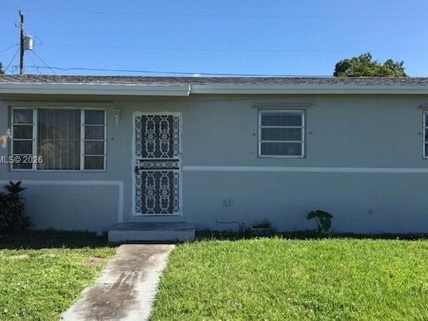 14721 SW 104th Ave , Miami, FL 33176