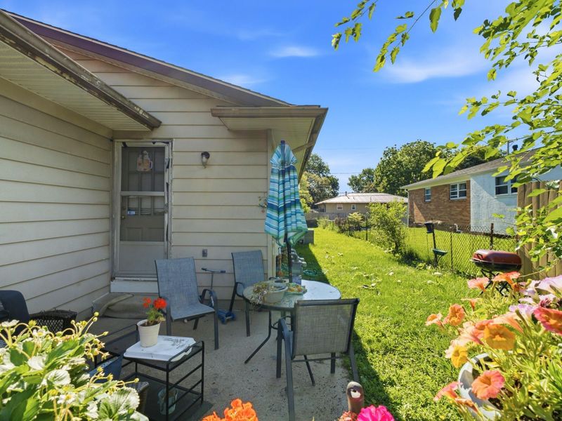5232 Karl Road, Columbus, OH 43229 Photo 9