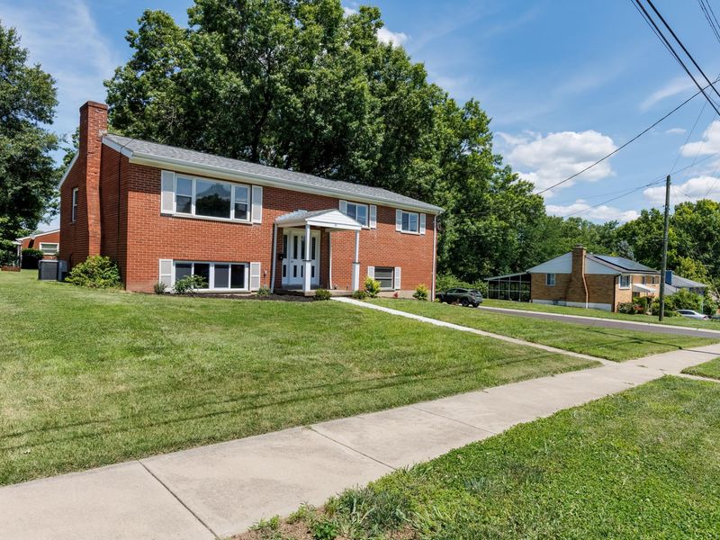 30 Bustetter Drive, Florence, KY 41042 Photo 2