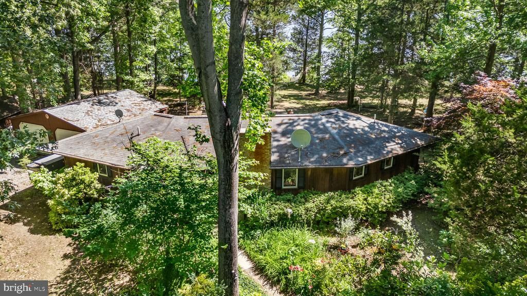 9545 MOORES POINT PLACE , NANJEMOY, MD 20662