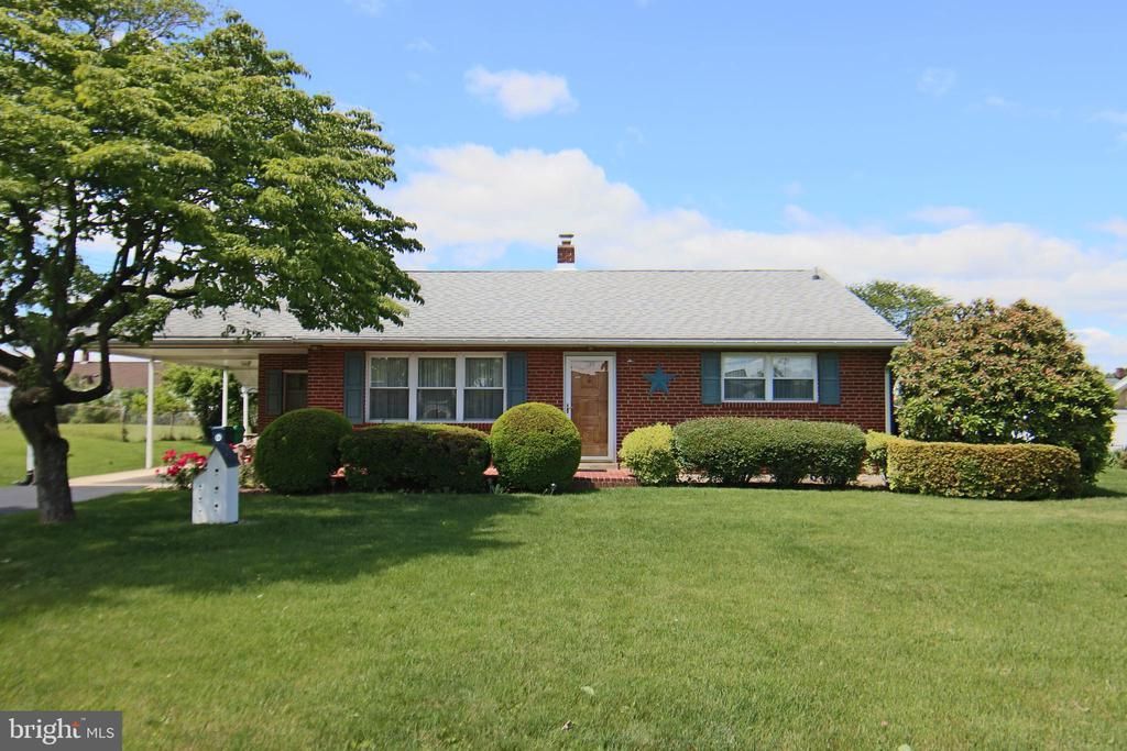 109 Carolyn Street, Harrisburg, PA 17112 Main Photo