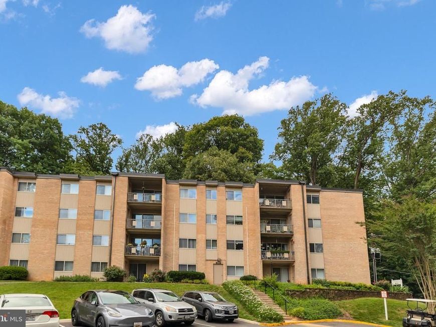 12413 Braxfield Court, Unit 555, Rockville, MD 20852 Main Photo