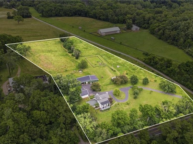 3098 State Route 725, Sugarcreek Township, OH 45370 Photo 2