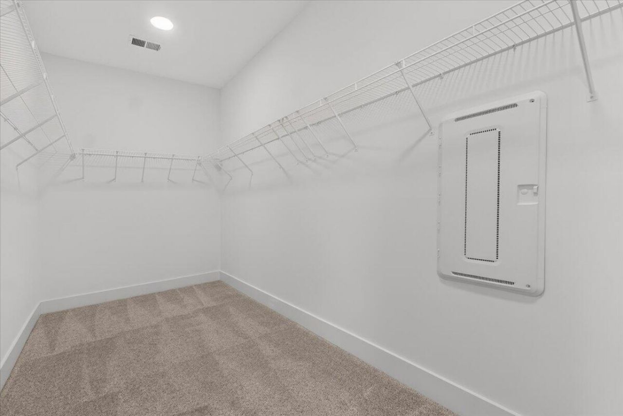 106 True Blue Loop Photo 18