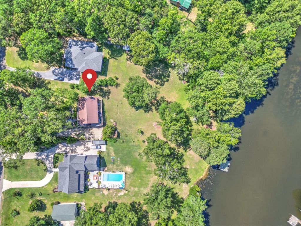 1226 Saint Julien Drive Photo 4