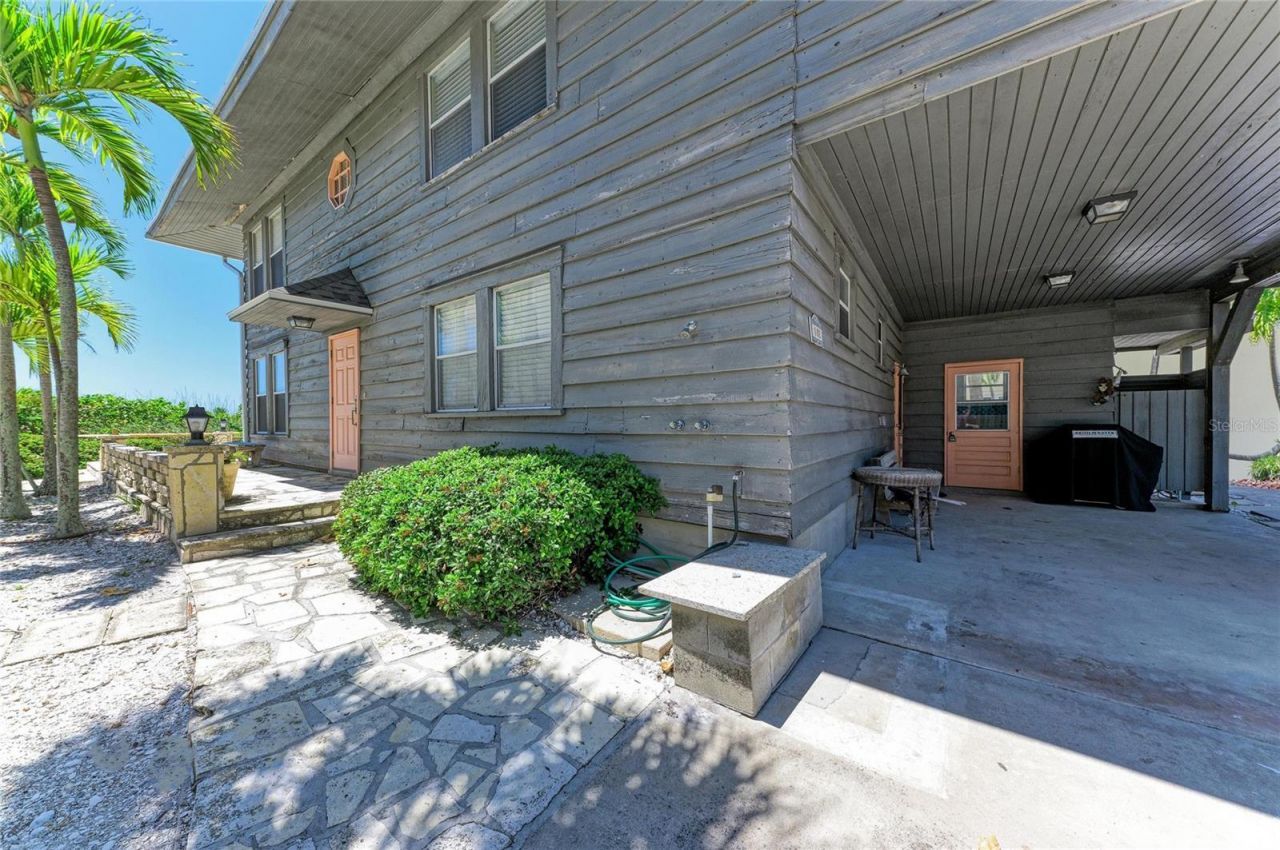 102 Palmetto Avenue, Anna Maria, FL 34216 Photo