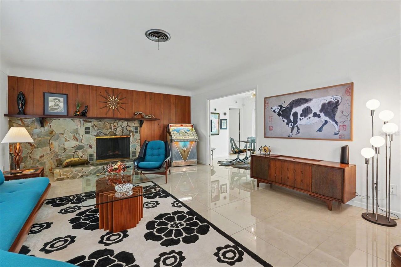 1835 Dormieone Road N, Saint Petersburg, FL 33710 Photo