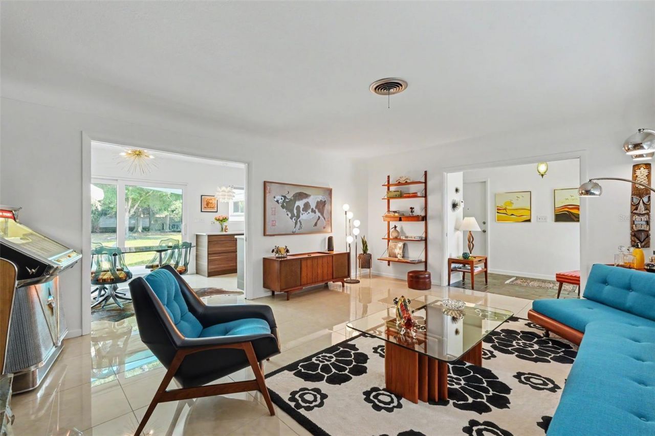 1835 Dormieone Road N, Saint Petersburg, FL 33710 Photo