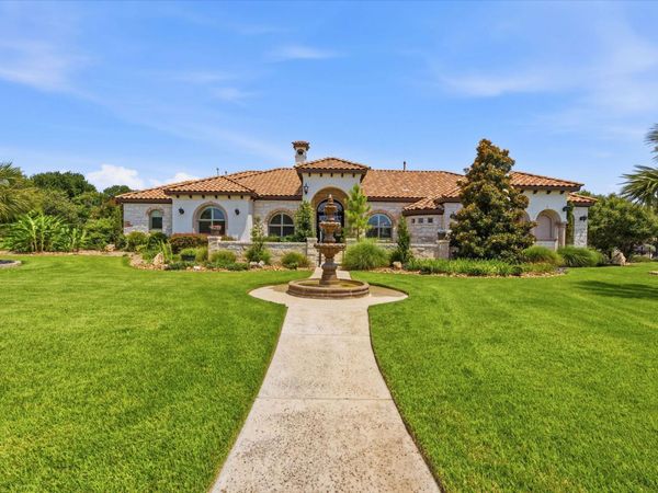 816 Brave Face ST, Leander, TX 78641