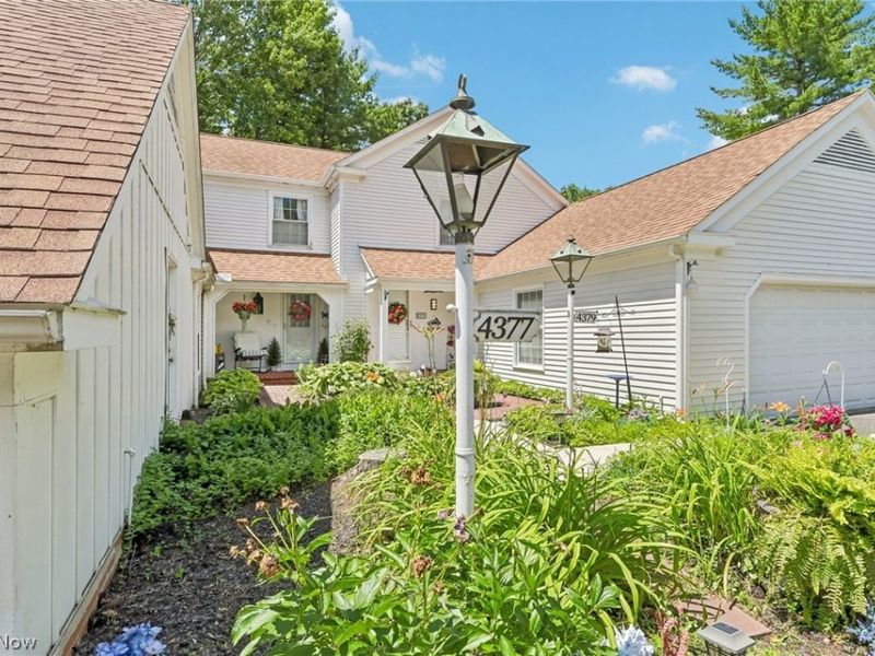 4377 Devonshire Drive, Boardman, OH 44512 Photo 2