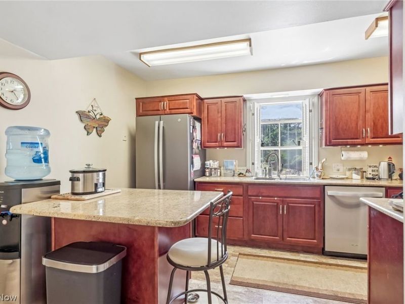 4377 Devonshire Drive, Boardman, OH 44512 Photo 9