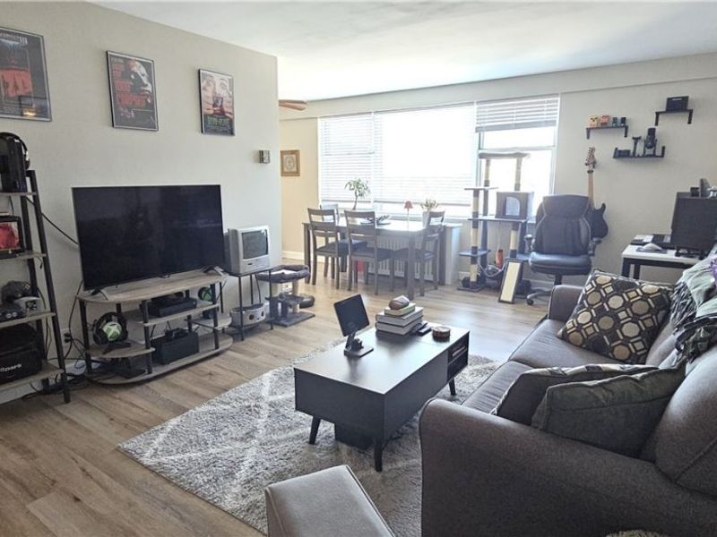 11850 Edgewater Drive, Unit 1008, Lakewood, OH 44107 Photo 13