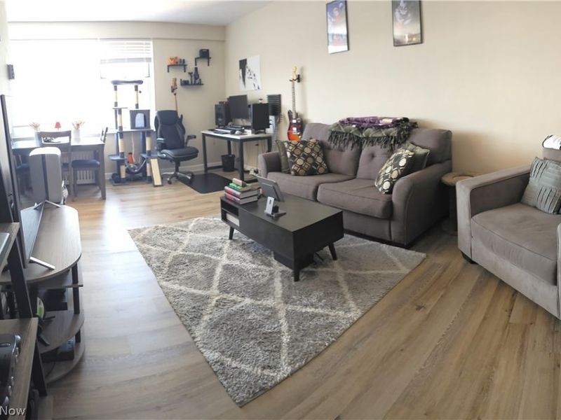 11850 Edgewater Drive, Unit 1008, Lakewood, OH 44107 Photo 14