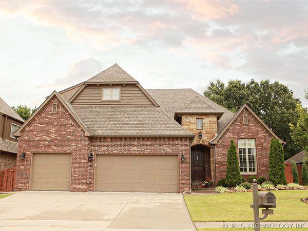 10809 S Redbud Place , Jenks, OK 74037
