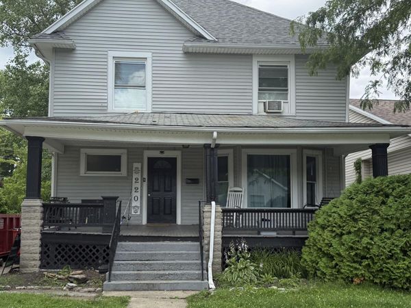 220 E Lincoln Avenue, Ada, OH 45810