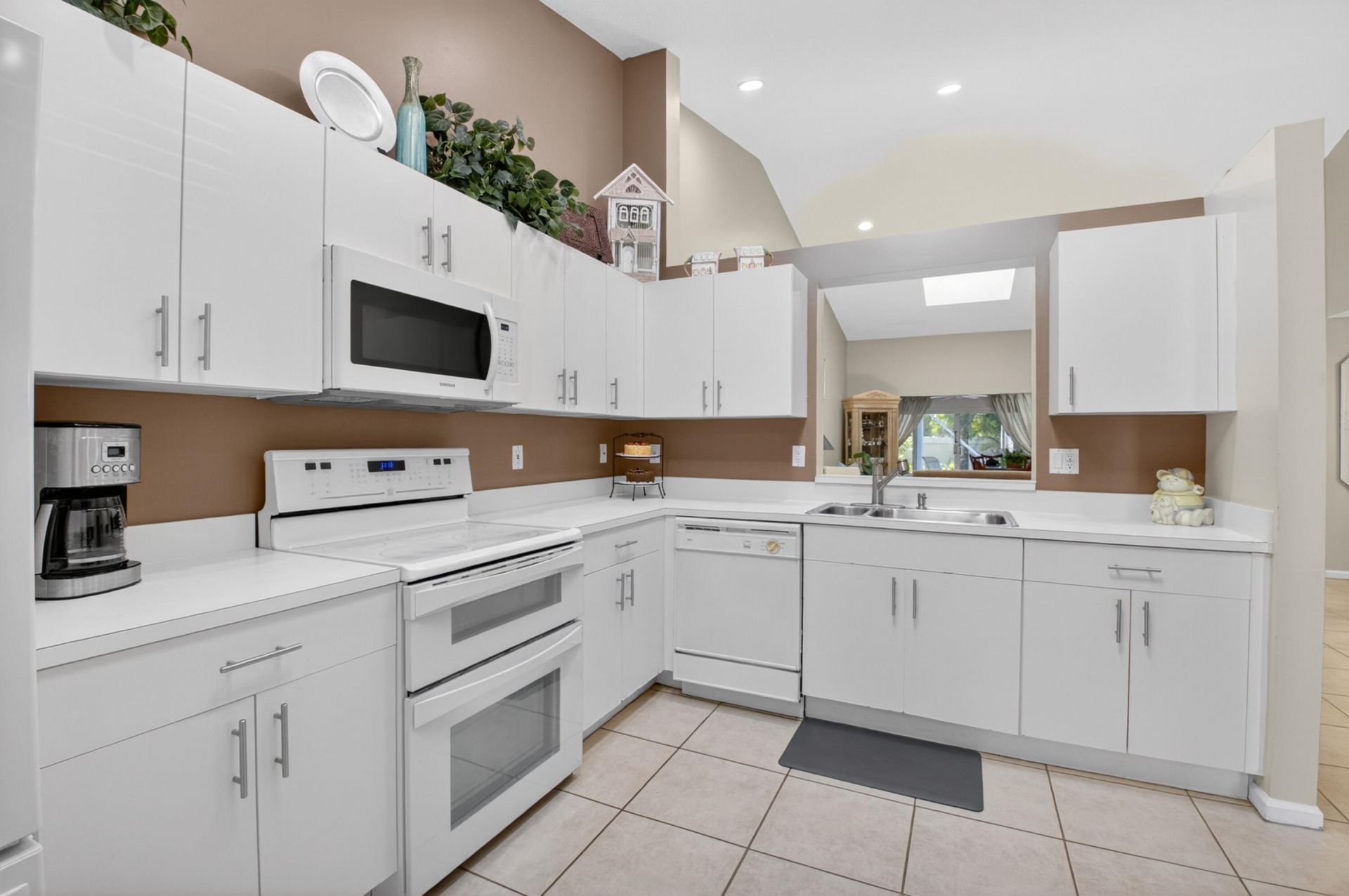5590 Royal Lake Circle, Boynton Beach, FL 33437 Photo
