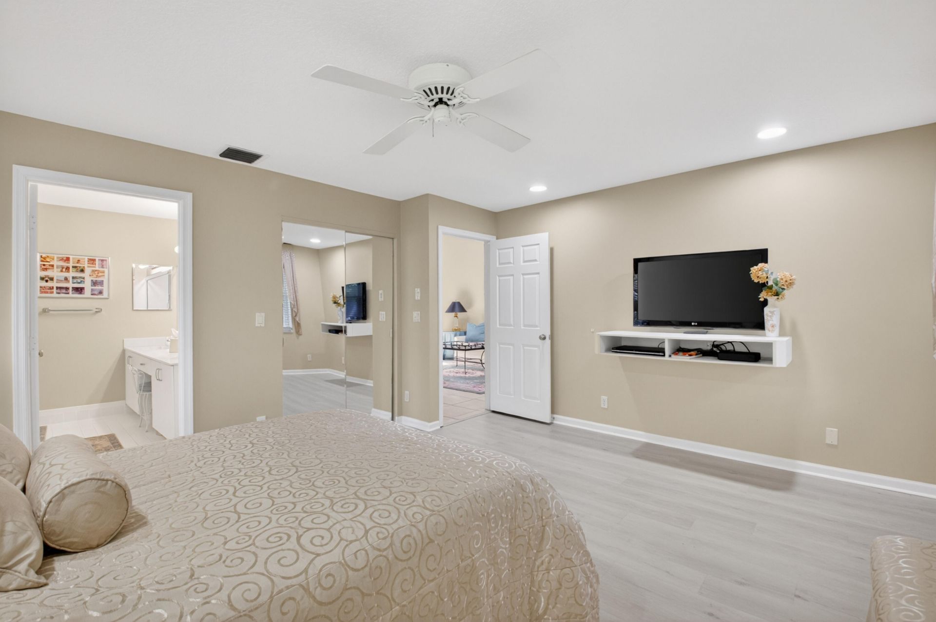 5590 Royal Lake Circle, Boynton Beach, FL 33437 Photo