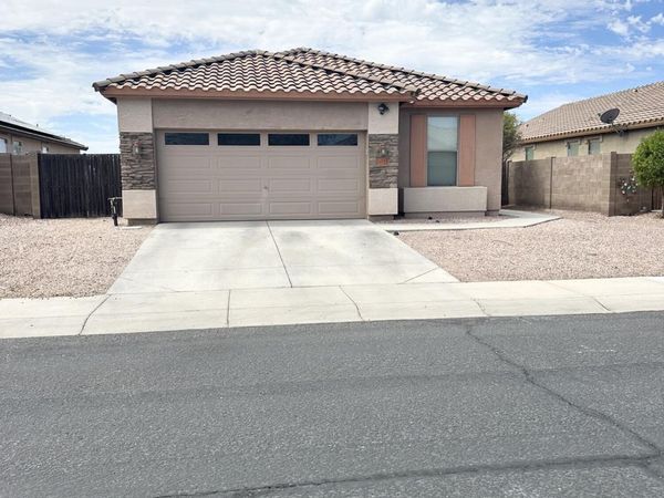 24725 W DOVE Trail, Buckeye, AZ 85326