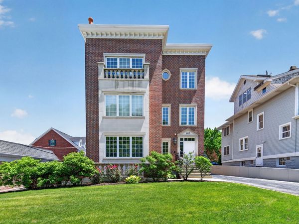 107 S Grant Street , Unit 102, Hinsdale, IL 60521