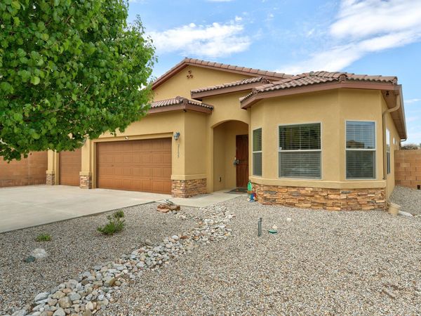 2105 Retama Court SE, Albuquerque, NM 87123