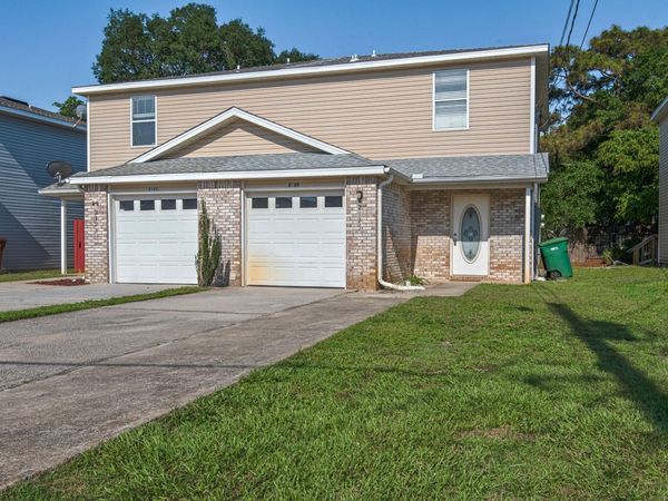 2125 Tom Street, Navarre, FL 32566